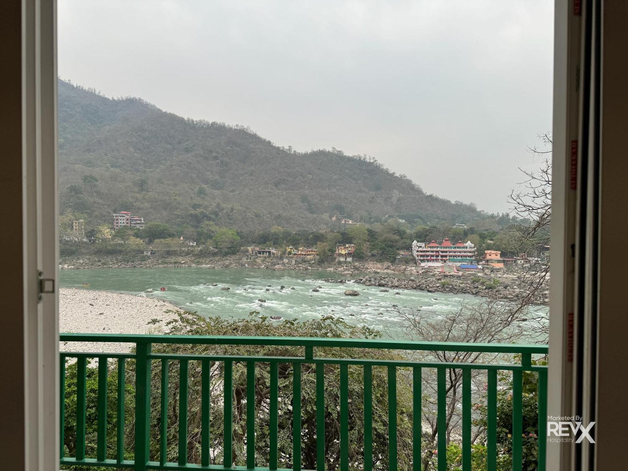 فندق The Leisure Cave On The Ganges Rishīkesh المظهر الخارجي الصورة